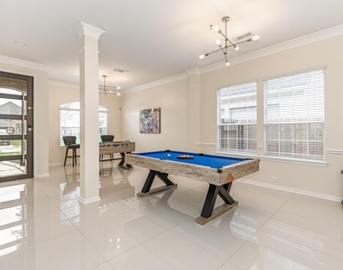 18022 Dunoon Bay Point Court - Photo Thumbnail 11