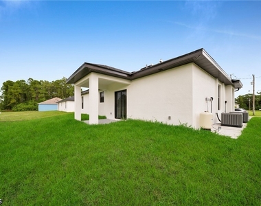 462 Lampion Avenue S - Photo Thumbnail 9