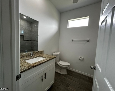 2202 Haviland Avenue S - Photo Thumbnail 27