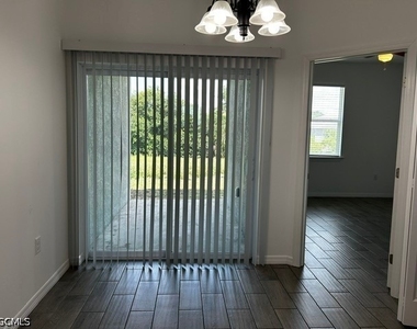 2202 Haviland Avenue S - Photo Thumbnail 23