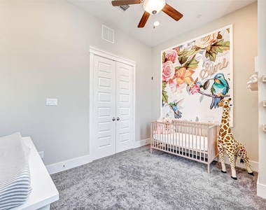 715 Algona Avenue - Photo Thumbnail 24