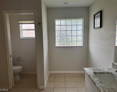 2227 Sw 5th Avenue - Photo Thumbnail 16