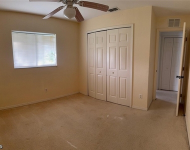 2227 Sw 5th Avenue - Photo Thumbnail 12