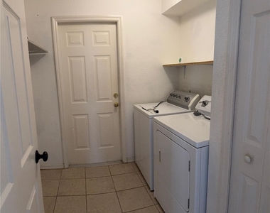 2227 Sw 5th Avenue - Photo Thumbnail 22
