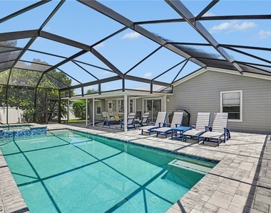 419 Nw 7th Terrace - Photo Thumbnail 18