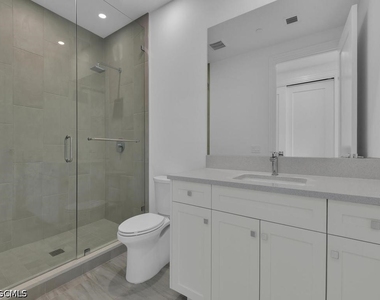 4810 Pelican Colony Boulevard - Photo Thumbnail 13