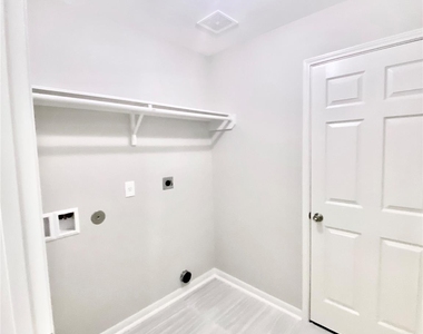 4414 Peppermint Hill Lane - Photo Thumbnail 5