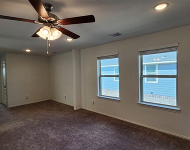 31322 Whitfield Court - Photo Thumbnail 19