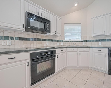 134 E Foxbriar Forest Circle - Photo Thumbnail 43