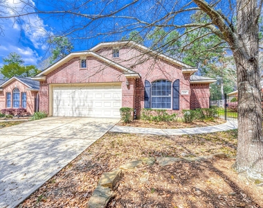 134 E Foxbriar Forest Circle - Photo Thumbnail 4