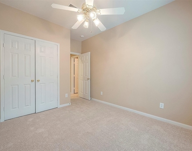 134 E Foxbriar Forest Circle - Photo Thumbnail 16