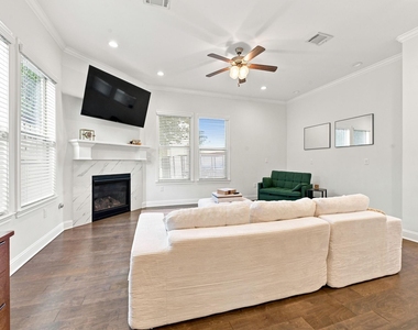 7711 Shannon Drive - Photo Thumbnail 5