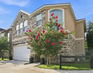 7711 Shannon Drive - Photo Thumbnail 25