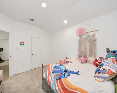 2406 Aquamarine Lane - Photo Thumbnail 23