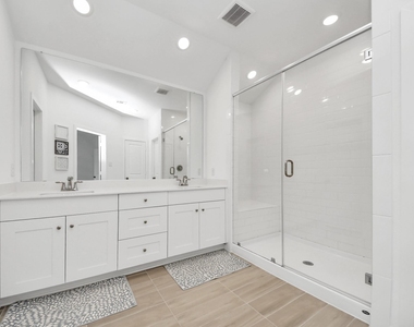 2406 Aquamarine Lane - Photo Thumbnail 17