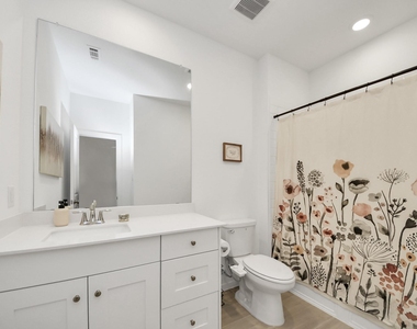 2406 Aquamarine Lane - Photo Thumbnail 26