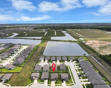 2406 Aquamarine Lane - Photo Thumbnail 28
