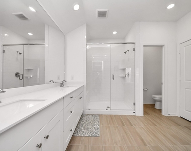 2406 Aquamarine Lane - Photo Thumbnail 18
