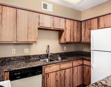 18511 Egret Bay Boulevard - Photo Thumbnail 21