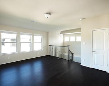 3130 Rising Fir Lane - Photo Thumbnail 12