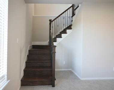3130 Rising Fir Lane - Photo Thumbnail 11