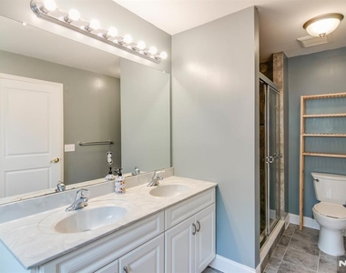 1503 Whitney - Photo Thumbnail 21