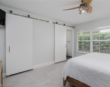 1309 Westlake Boulevard - Photo Thumbnail 15