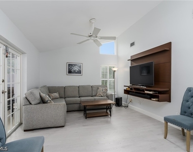 1309 Westlake Boulevard - Photo Thumbnail 10
