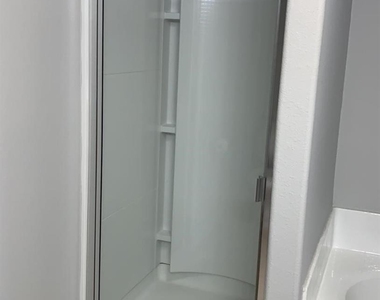 38206 S Lost Creek Boulevard - Photo Thumbnail 12