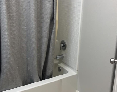 38206 S Lost Creek Boulevard - Photo Thumbnail 14