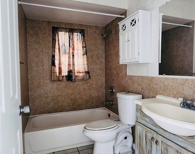 17188 Lee Road - Photo Thumbnail 12