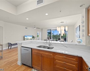 1065 Borghese Lane - Photo Thumbnail 11