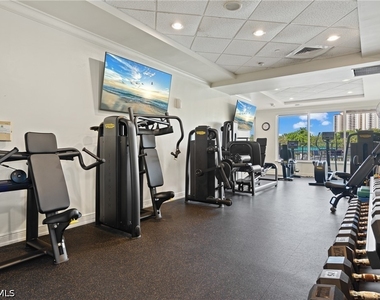 1065 Borghese Lane - Photo Thumbnail 32
