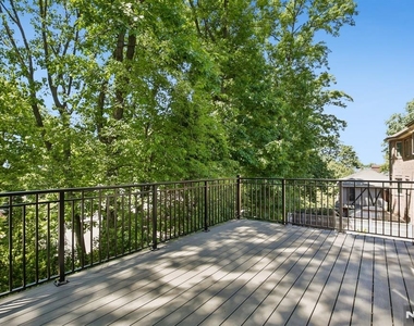 2189 Jones - Photo Thumbnail 31