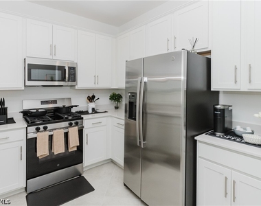 14819 White Pearl Road - Photo Thumbnail 2
