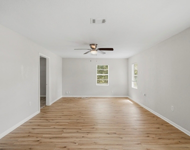 915 S Shanks Street - Photo Thumbnail 15