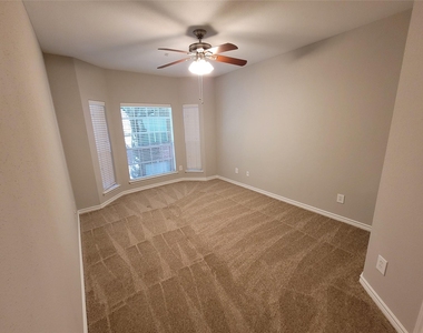 1919 Post Oak Park Drive - Photo Thumbnail 11