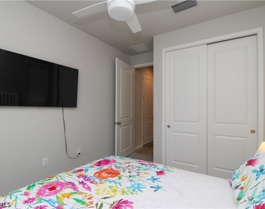 4692 Arboretum Circle - Photo Thumbnail 30