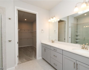 4692 Arboretum Circle - Photo Thumbnail 19