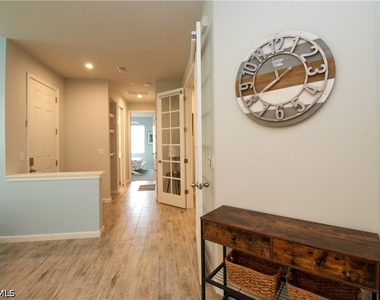 4692 Arboretum Circle - Photo Thumbnail 22