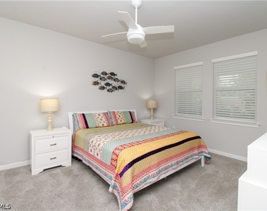 4692 Arboretum Circle - Photo Thumbnail 16