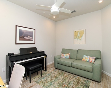 4692 Arboretum Circle - Photo Thumbnail 24