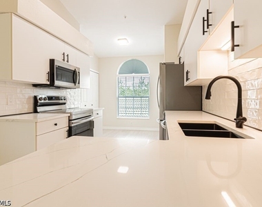 4985 Sandra Bay Drive - Photo Thumbnail 11
