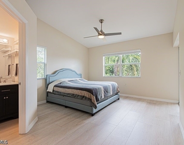 4985 Sandra Bay Drive - Photo Thumbnail 16