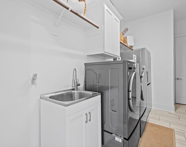 27506 Gardenview Point Court - Photo Thumbnail 47