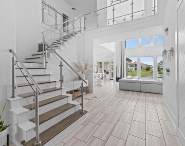 27506 Gardenview Point Court - Photo Thumbnail 3