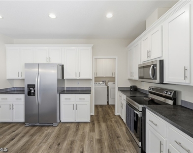 24 Red Poinciana Drive - Photo Thumbnail 12