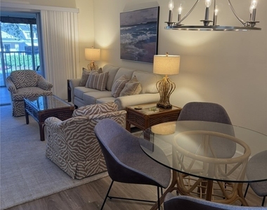 1900 Alamanda Drive - Photo Thumbnail 4