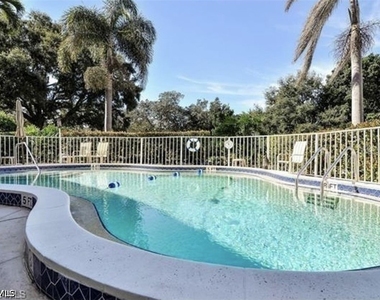 1900 Alamanda Drive - Photo Thumbnail 17
