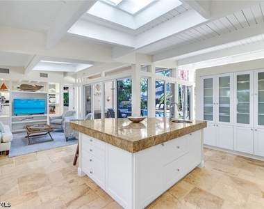 210 Central Avenue - Photo Thumbnail 8